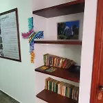 Hostal Guelaguetza Danza de la Pluma con Baño Propio