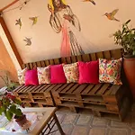 Comoda Y Amplia Habitacion En Jalatlaco