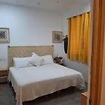 Santa Cecilia Hotel