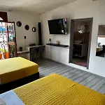 Casa Marin Framboyan