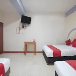 OYO Posada Villa Maria