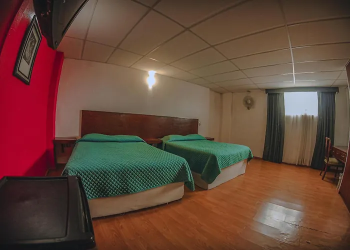 Hotel Q