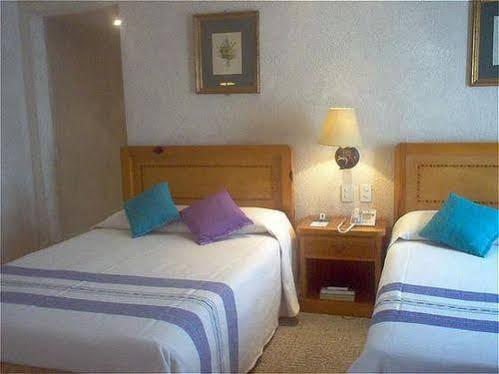 Hotel Marques Del Valle
