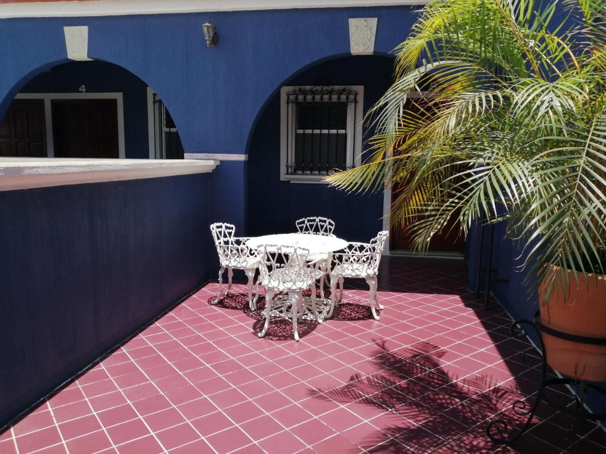 Casa Refugio Budget House 8 & 9 Bathrooms
