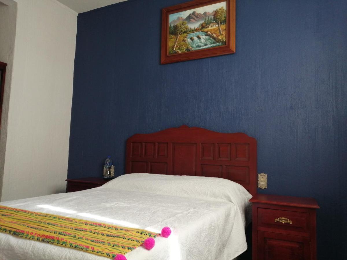 Casa Refugio Budget House 8 & 9 Bathrooms
