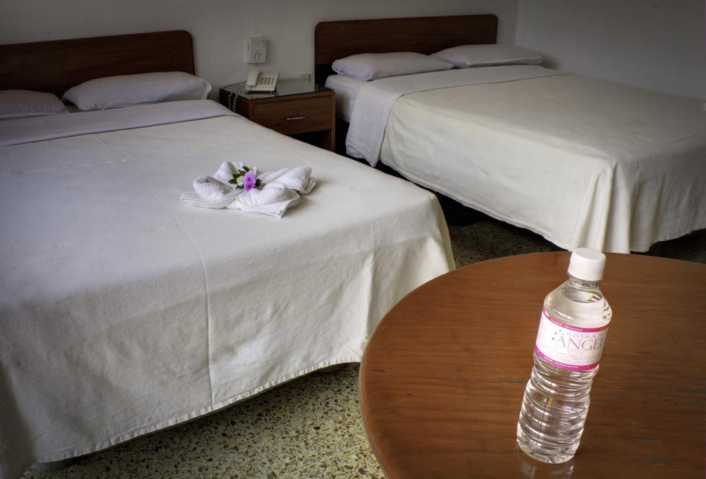 Rivera Del Angel Hotel