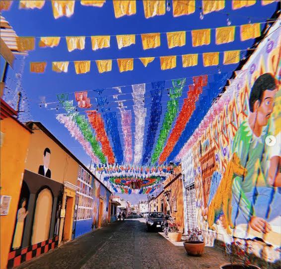 Comoda Y Amplia En Jalatlaco Pensión Oaxaca