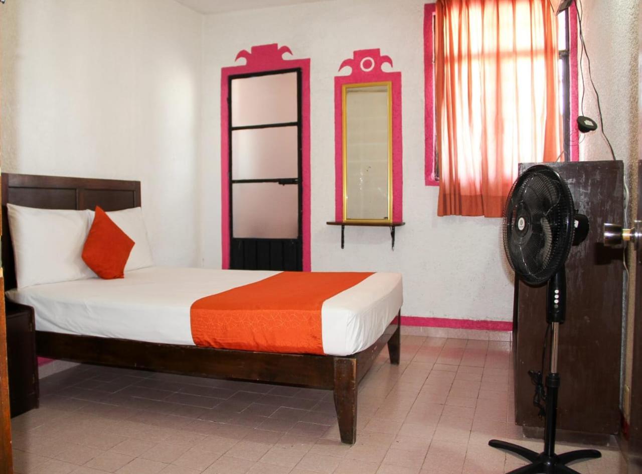 Huautla De Hotel