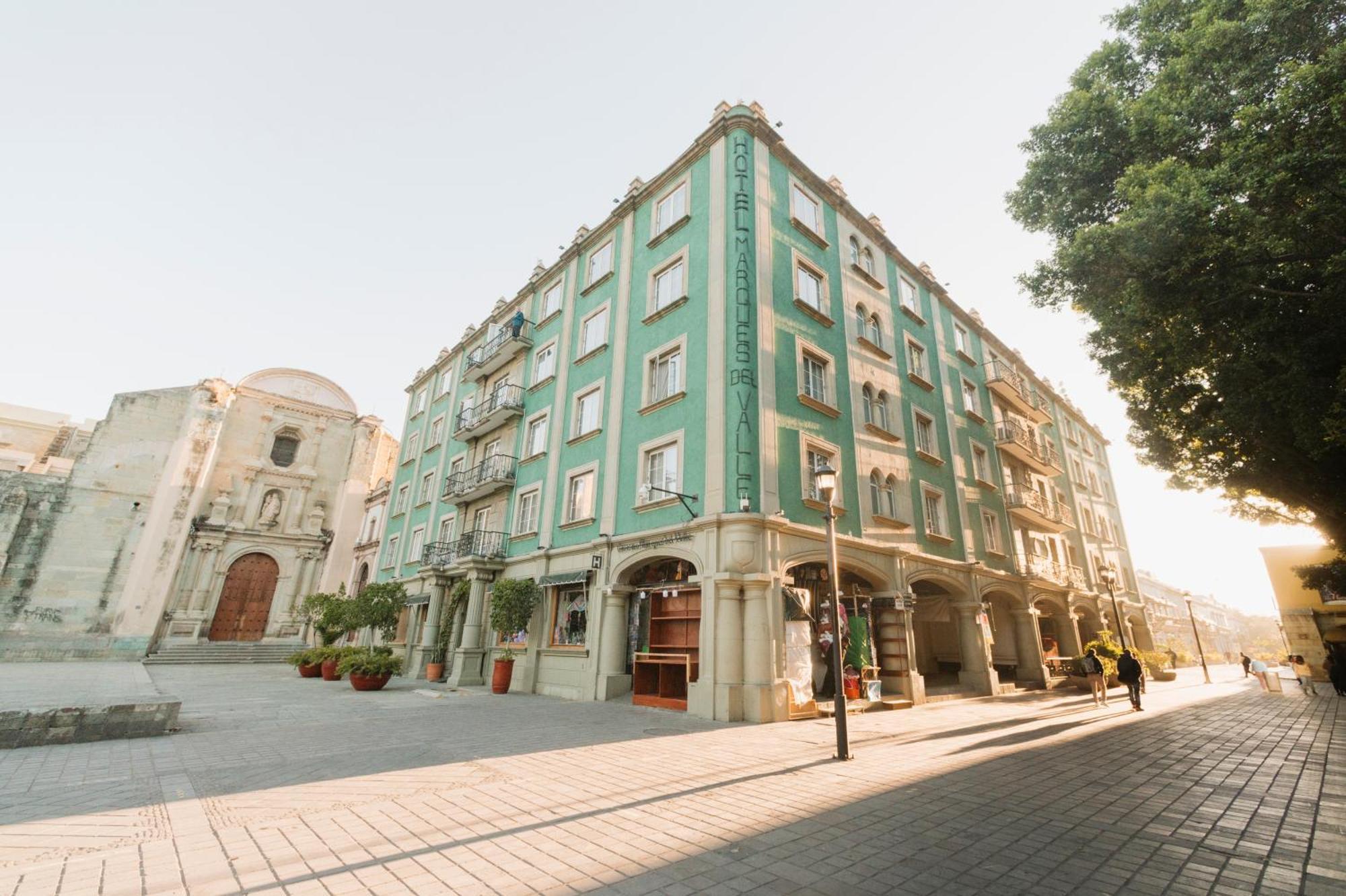 Hotel Marques Del Valle 3*