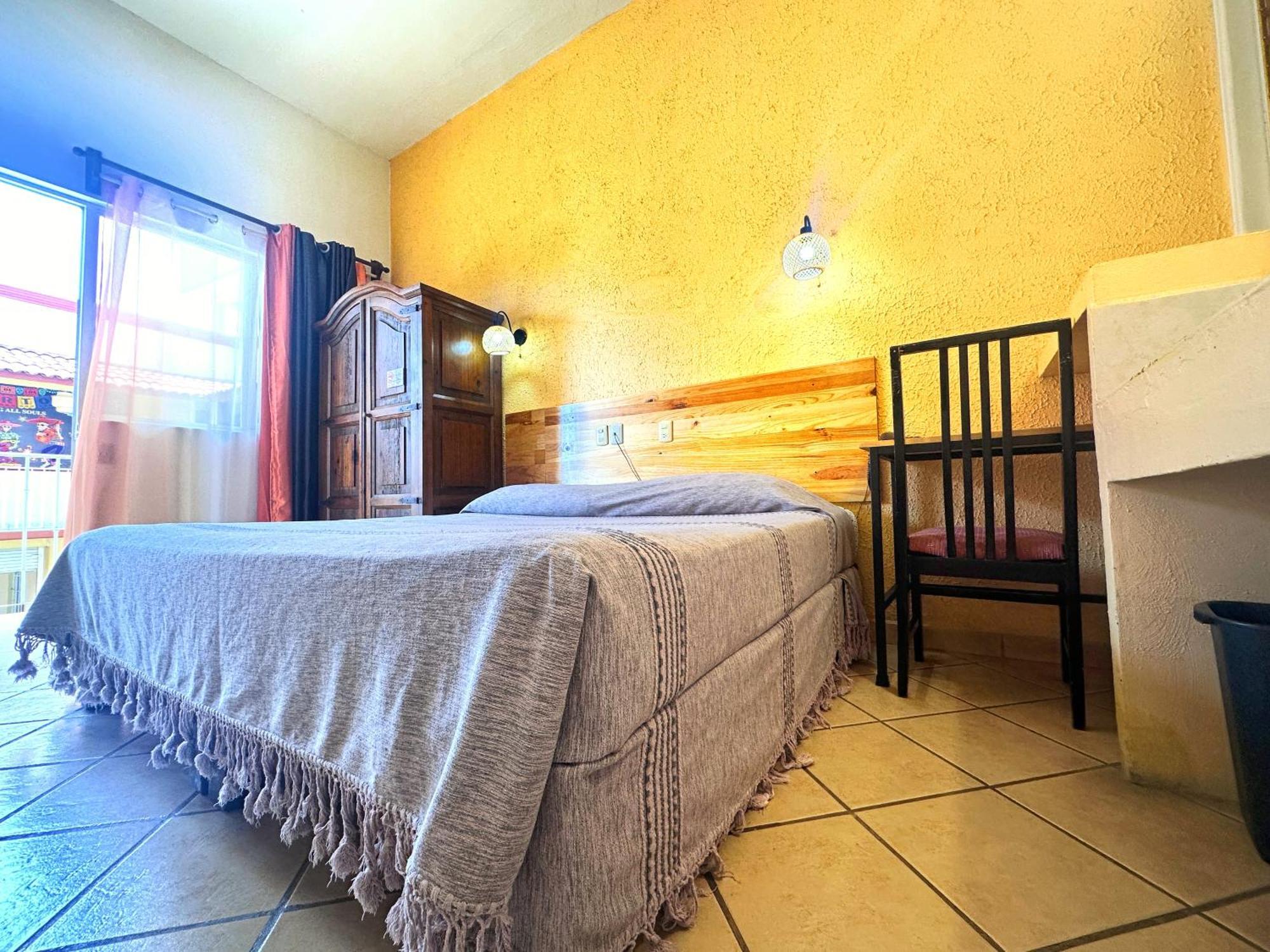Hotel Escalada 2*