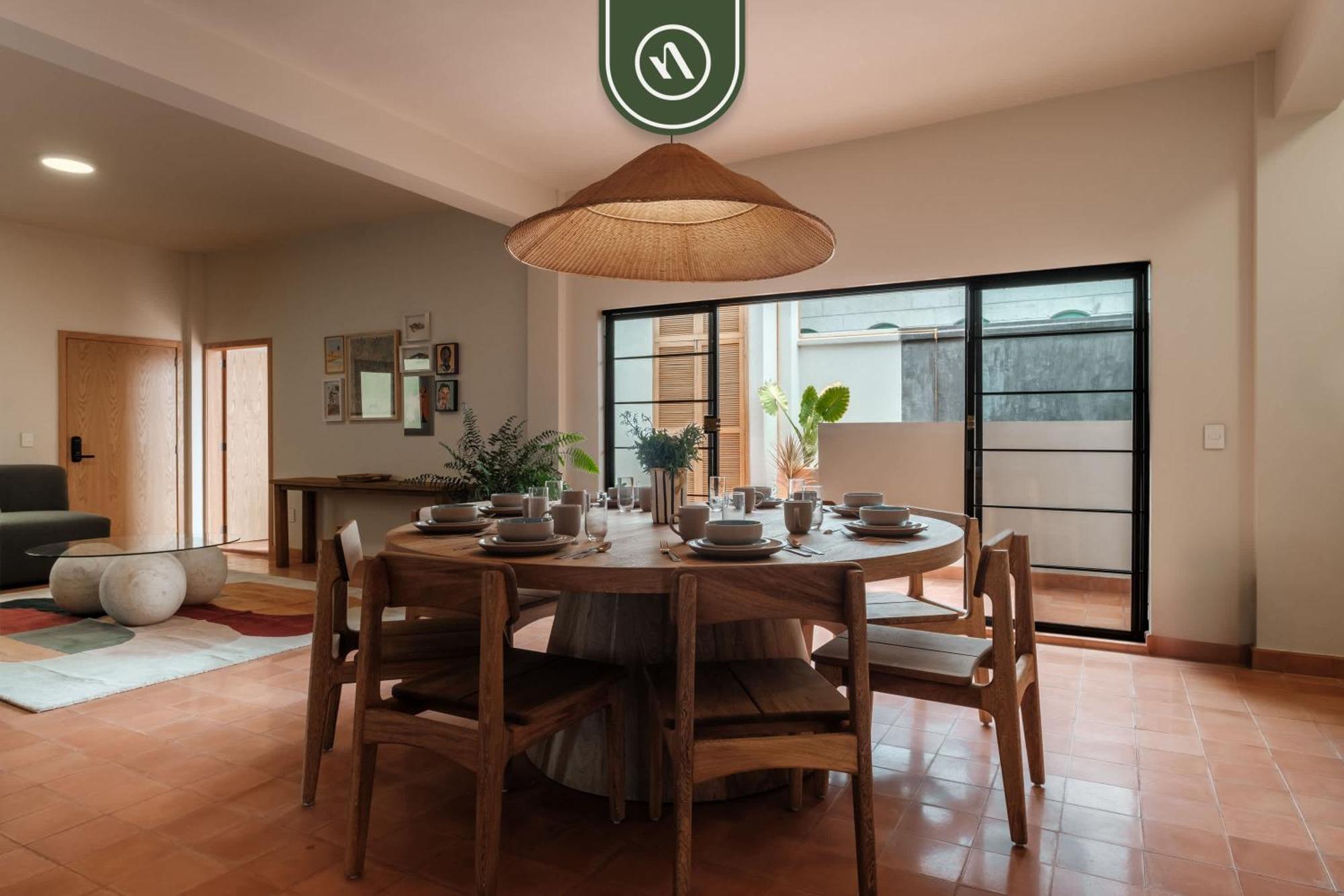 Centric 3br In Downtown In