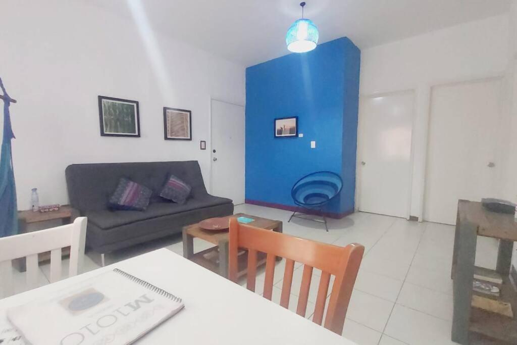 M3 At Your Doorstep! Apartamento
