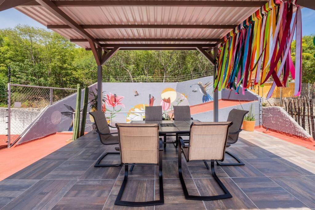 Villa Casa Tipton - Artsy In The *