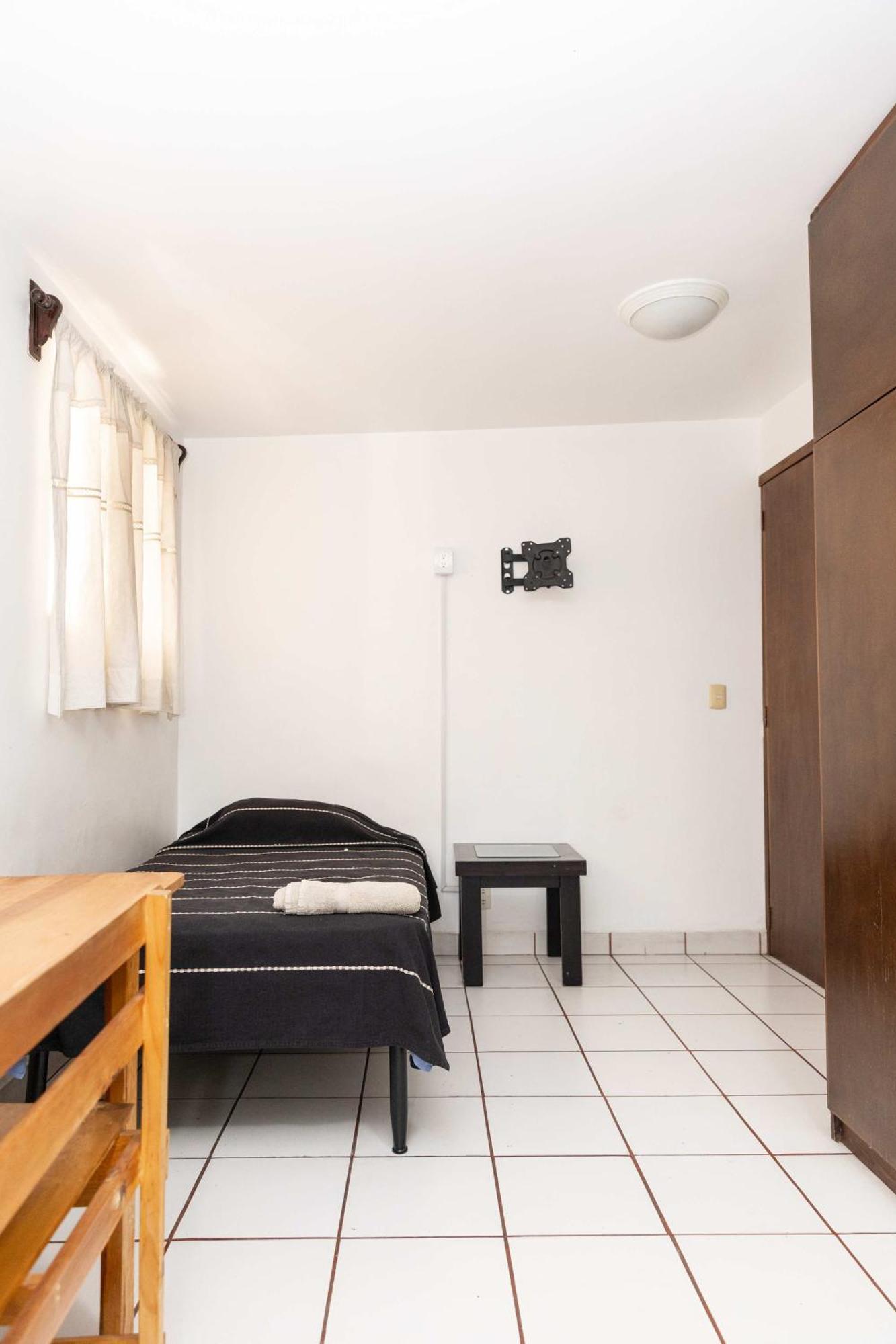 Apartment Bohemian In With 2 Bedrooms *