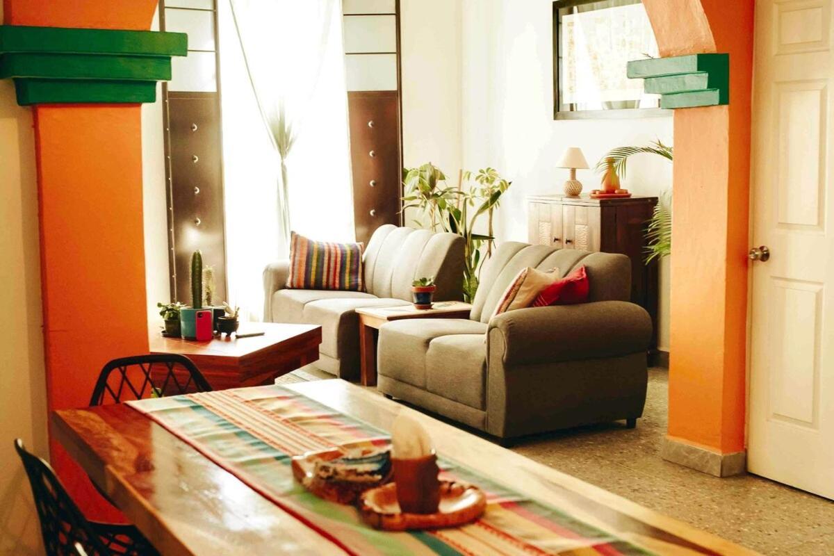 Casa Mera Mera *