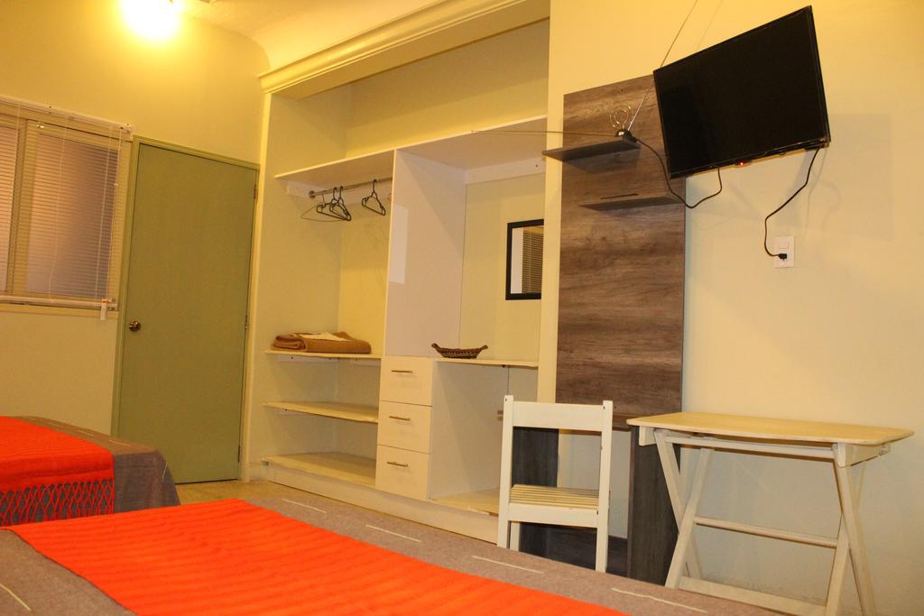 Bed and breakfast San Fernando 2*