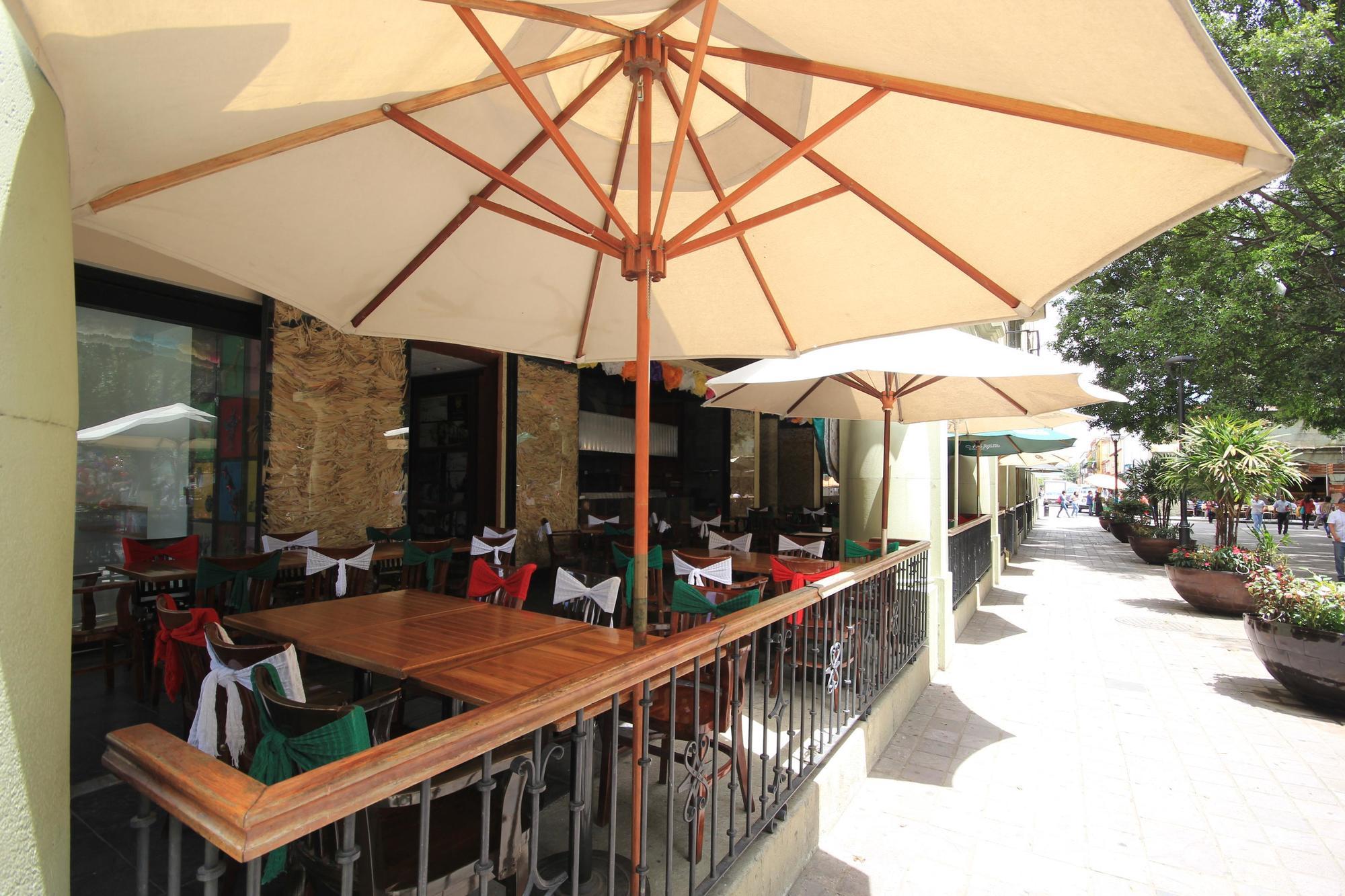 Hotel Marques Del Valle 3*