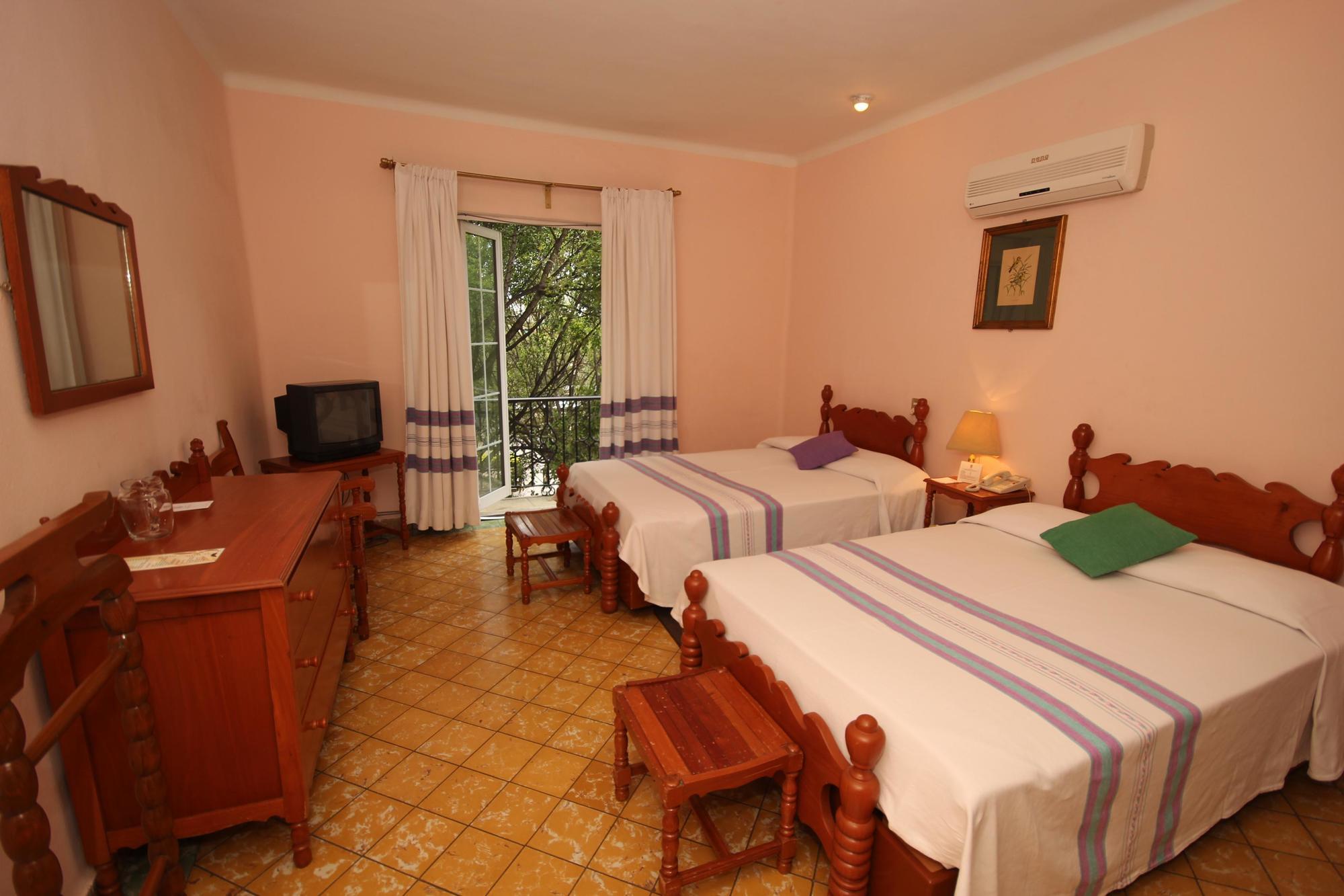 Hotel Marques Del Valle