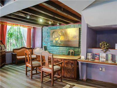 Cupulas Hotel