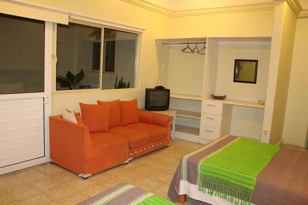 Bed and breakfast San Fernando 2*