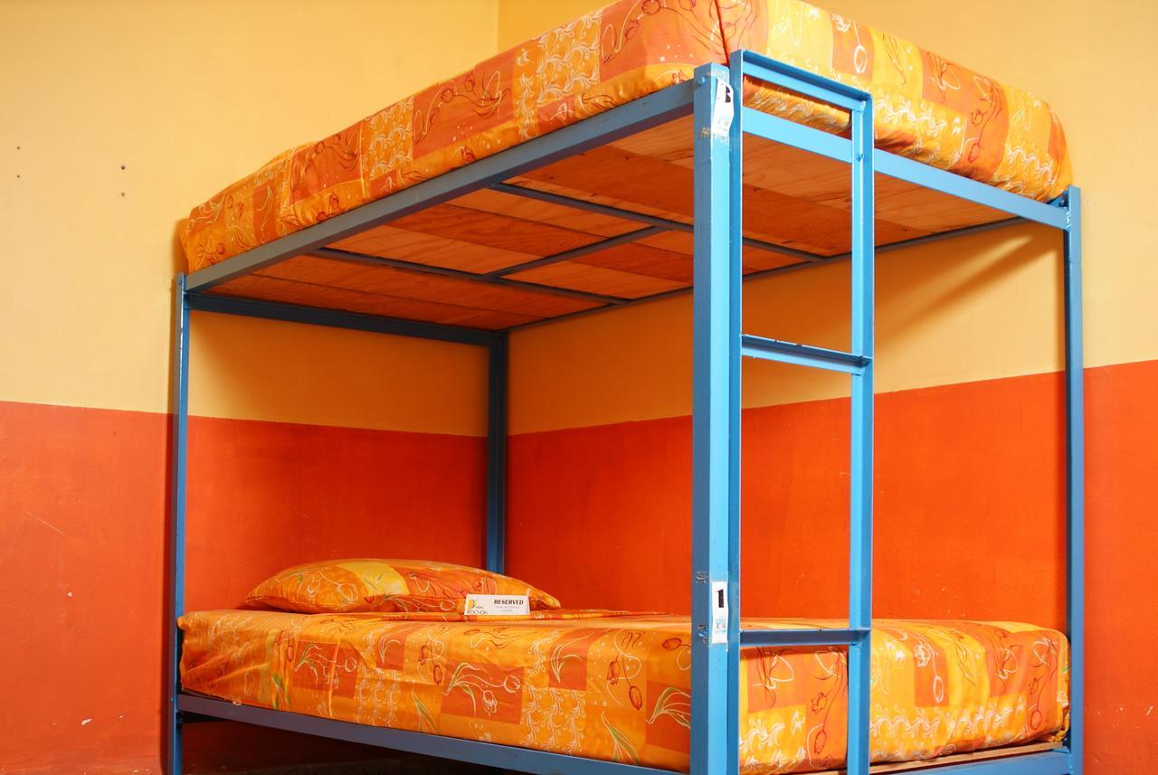 Hostal Pochon *