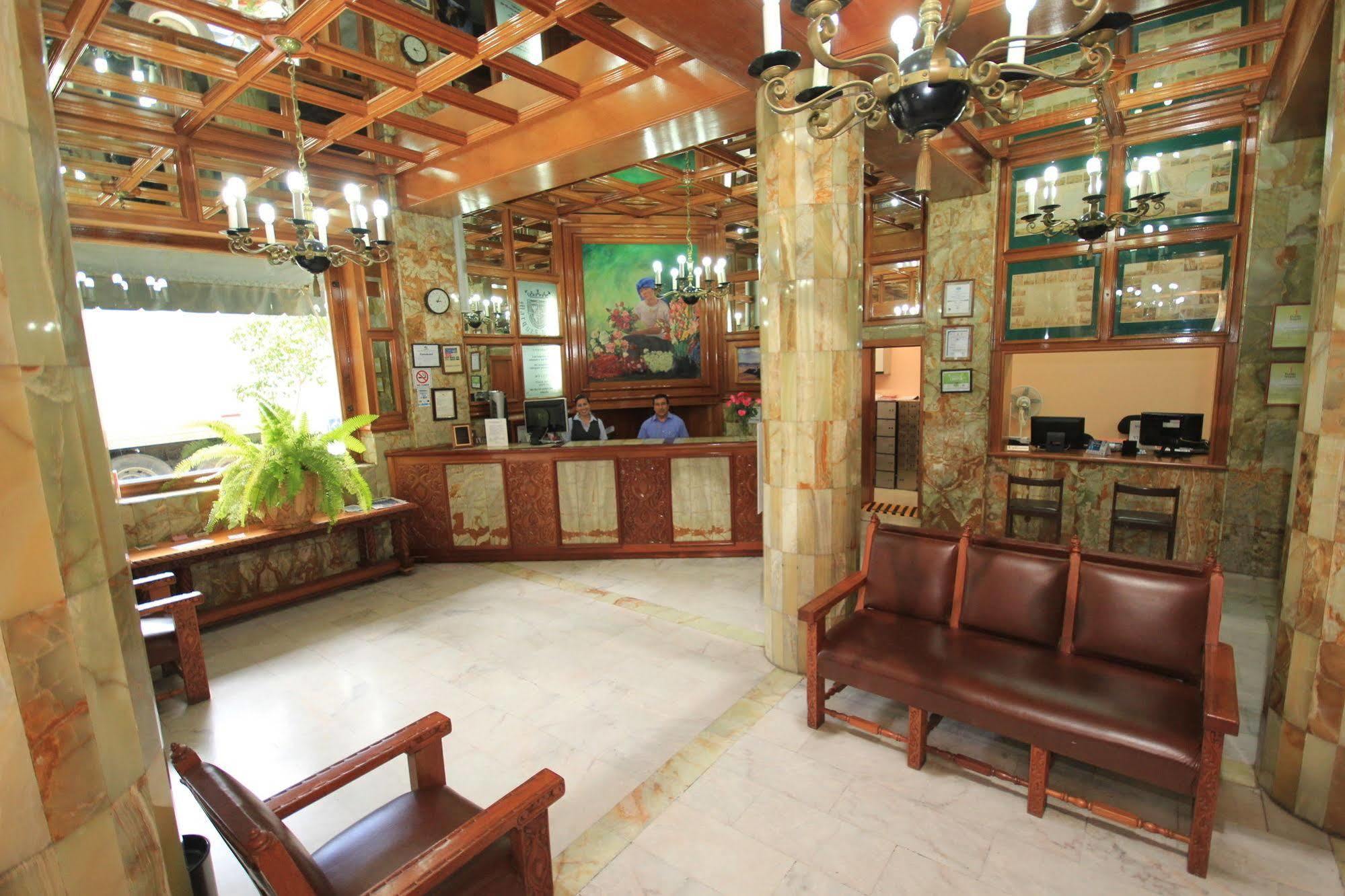 Hotel Marques Del Valle