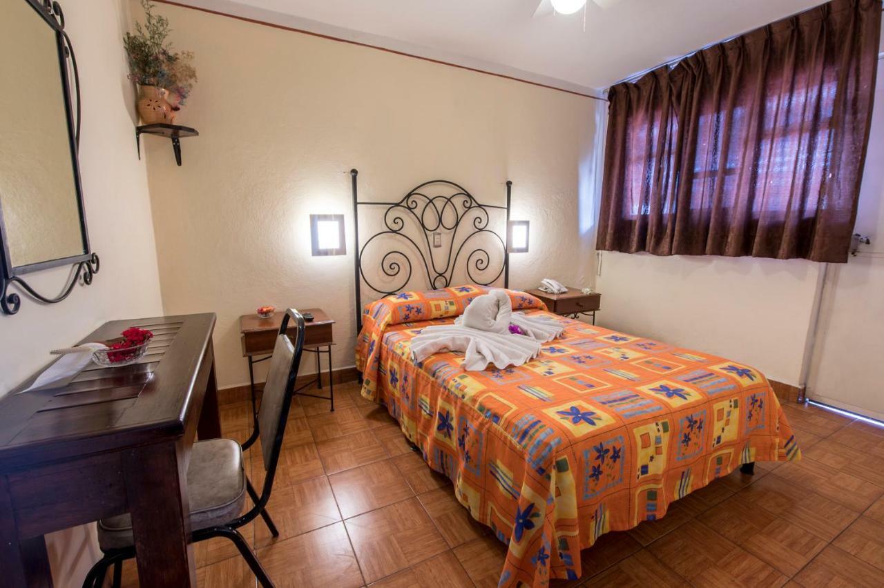 Arisa Hotel 3*