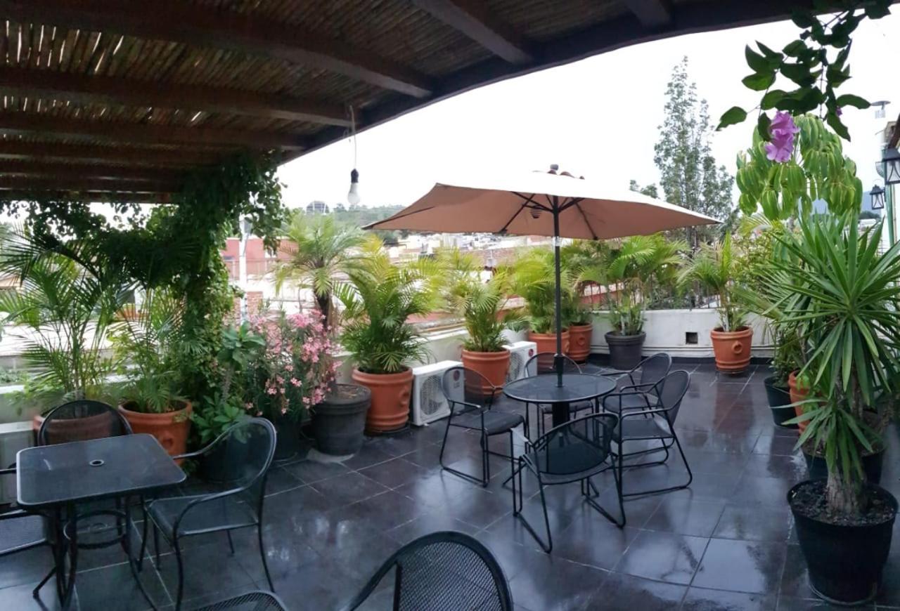 De Americas Hostel *