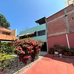Casa de las Palmas HomeStay