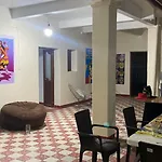 Hostal Mil Mascaras