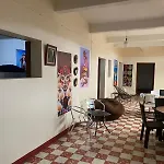 Hostal Mil Mascaras 2