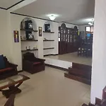 Casa En Zona Residencial