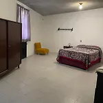Amplia Casa Para Huespedes