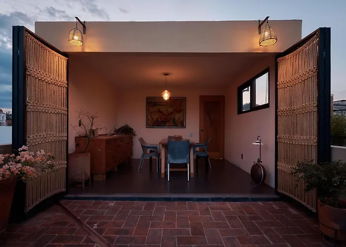 Las Privadas / Casa X By Nardazul