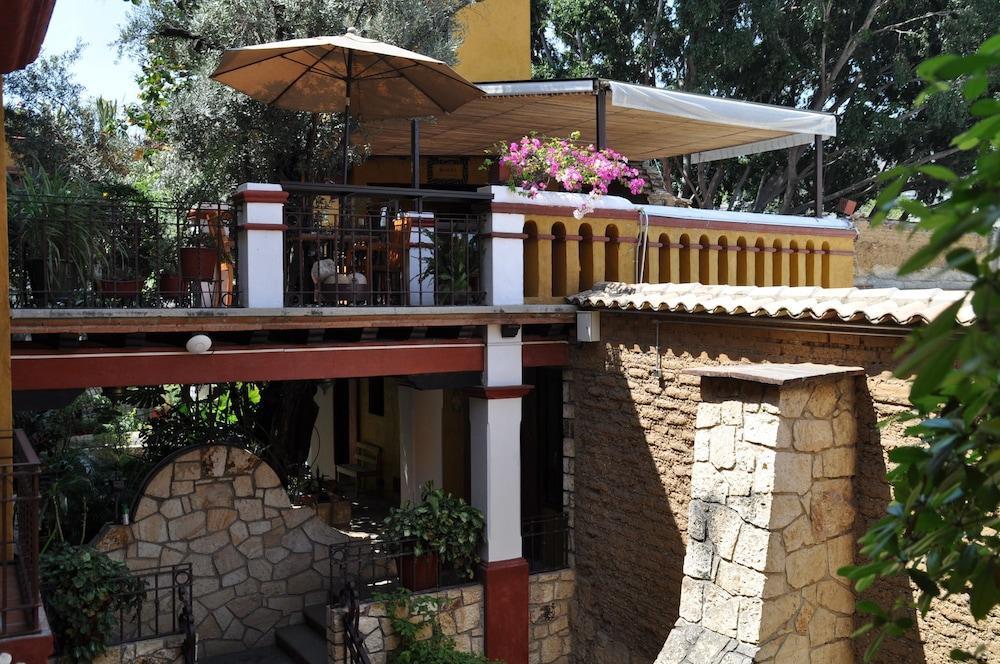 Casa Del Sótano 3*