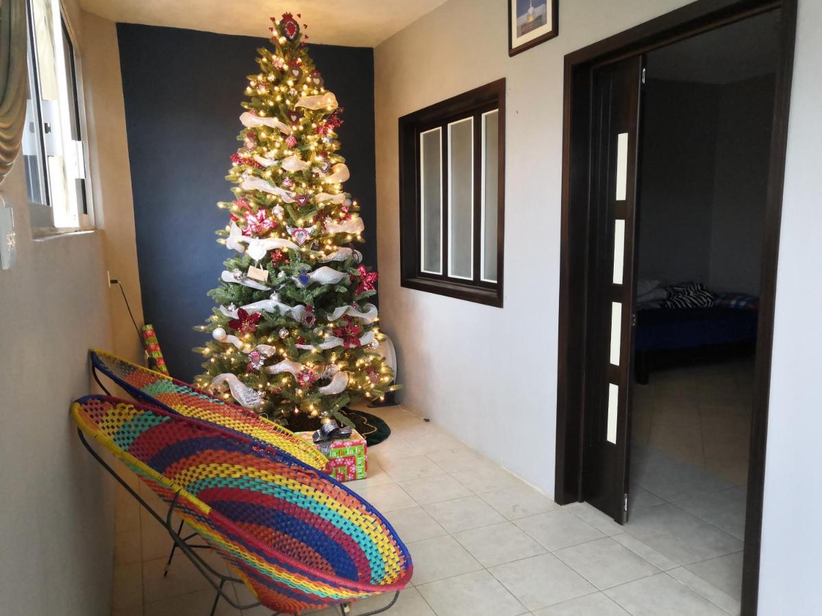 Bed & Breakfast Montealban House *