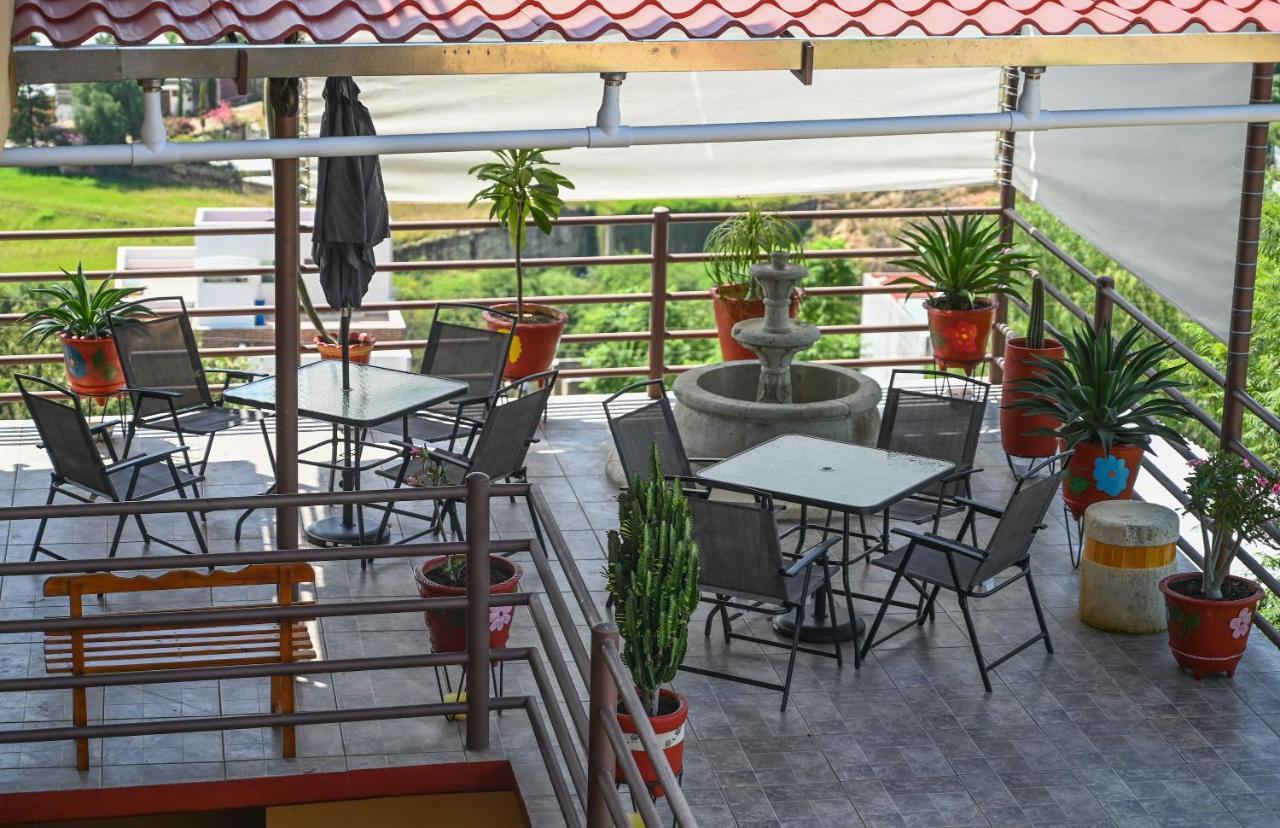 Aparthotel Casa Leonor *