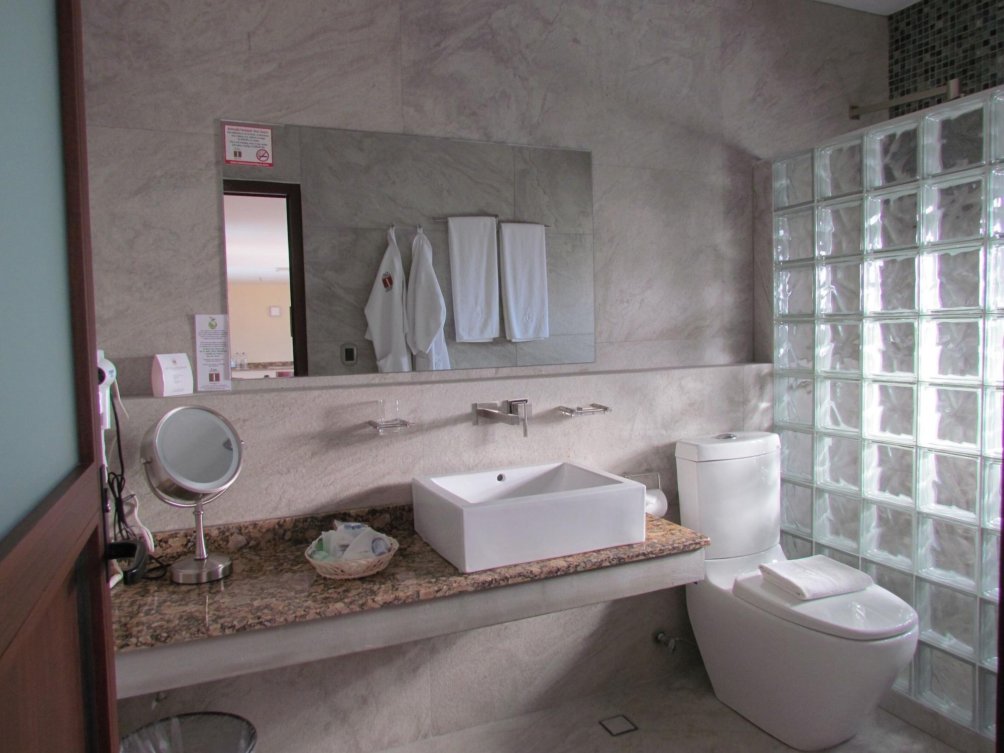 Casa Antigua Hotel 4*