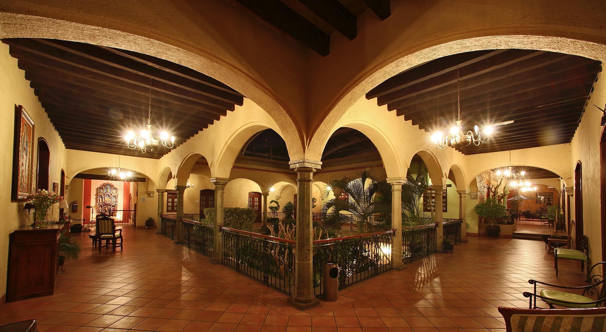 Hotel Casantica 4*