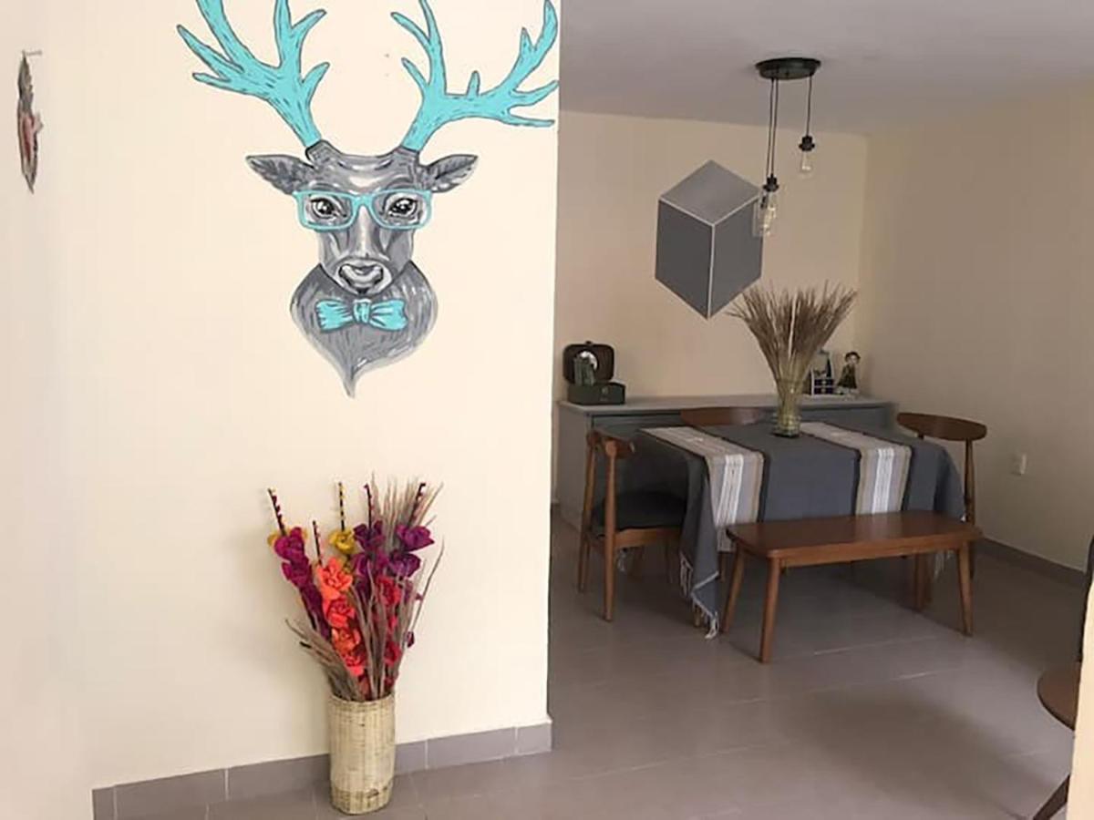 Casa Comoda Con Patio A 4 Cuadras De La Catedral.