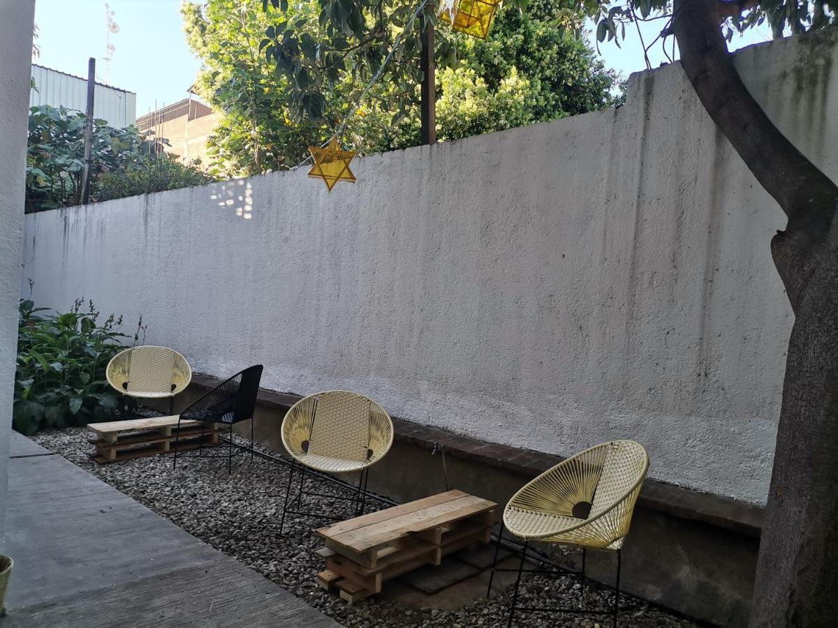 Guest house Xitla *