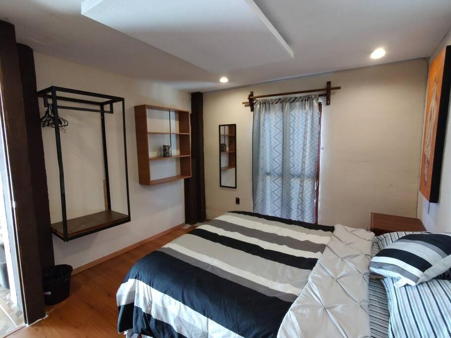 Departamento Amplio Con Cocina Y Bano Privado