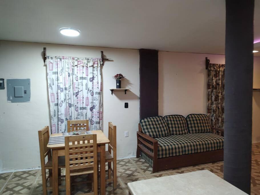 Departamento Amplio Con Cocina Y Bano Privado Apartment