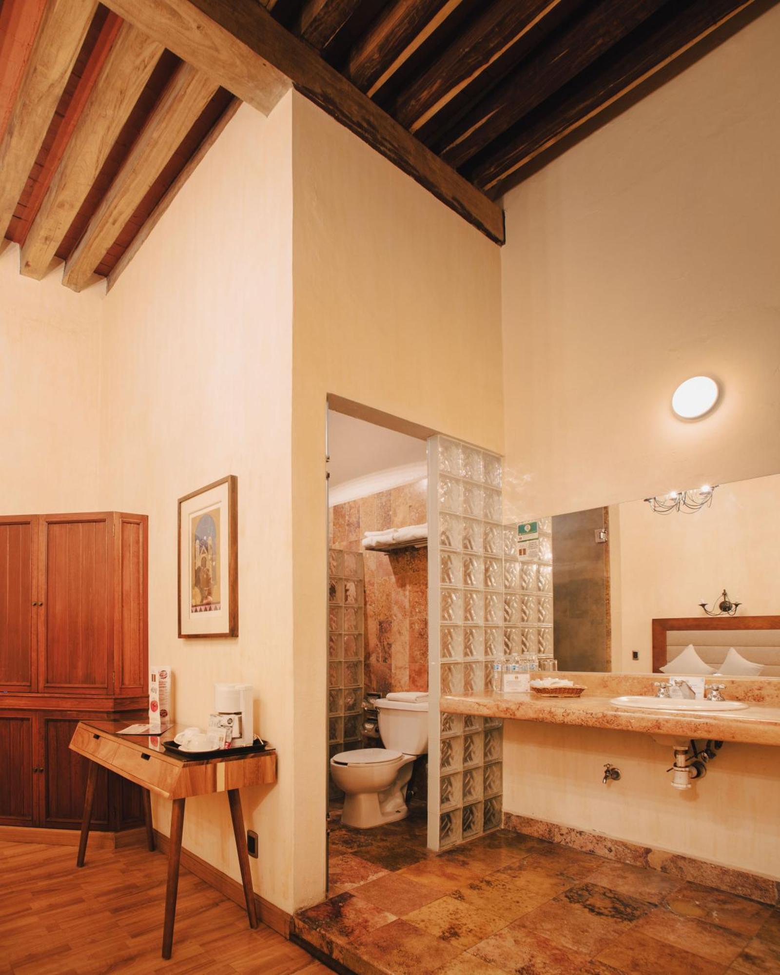 Casa Antigua