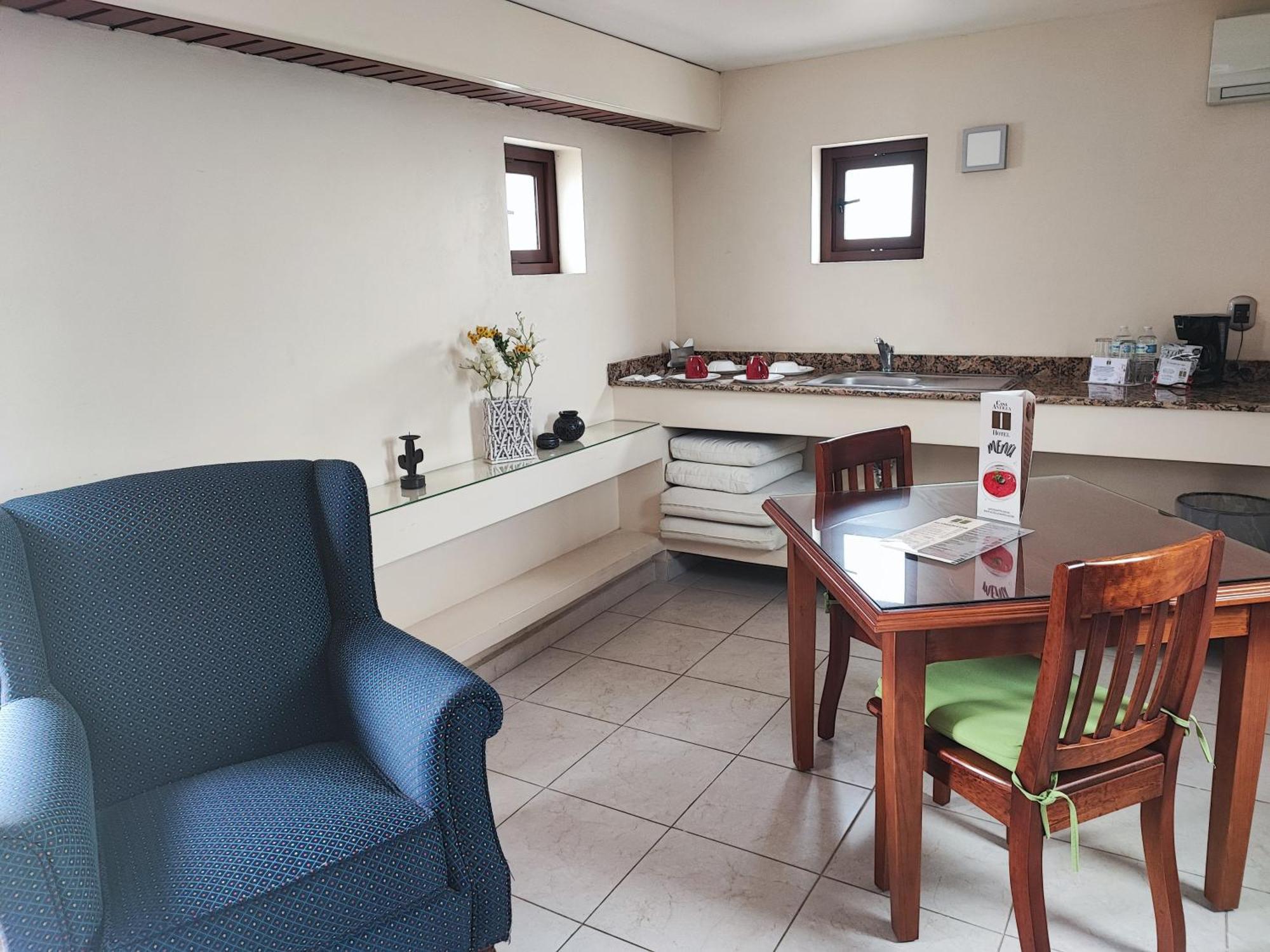 Casa Antigua Hotel 4*