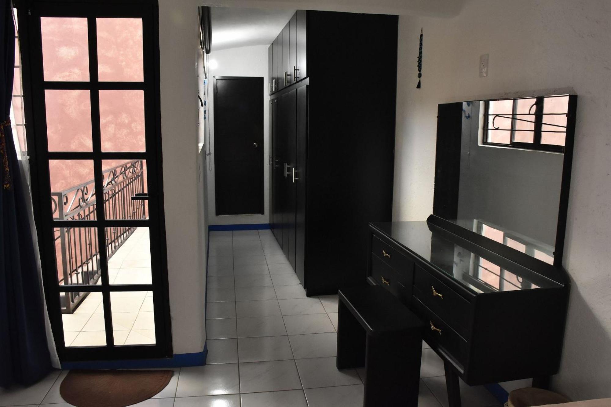 Casa Gris Aleman Holiday home *