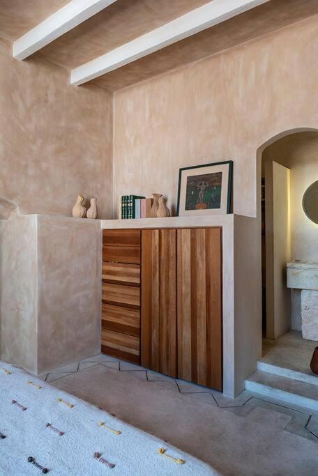 Architectural House In De Juarez *
