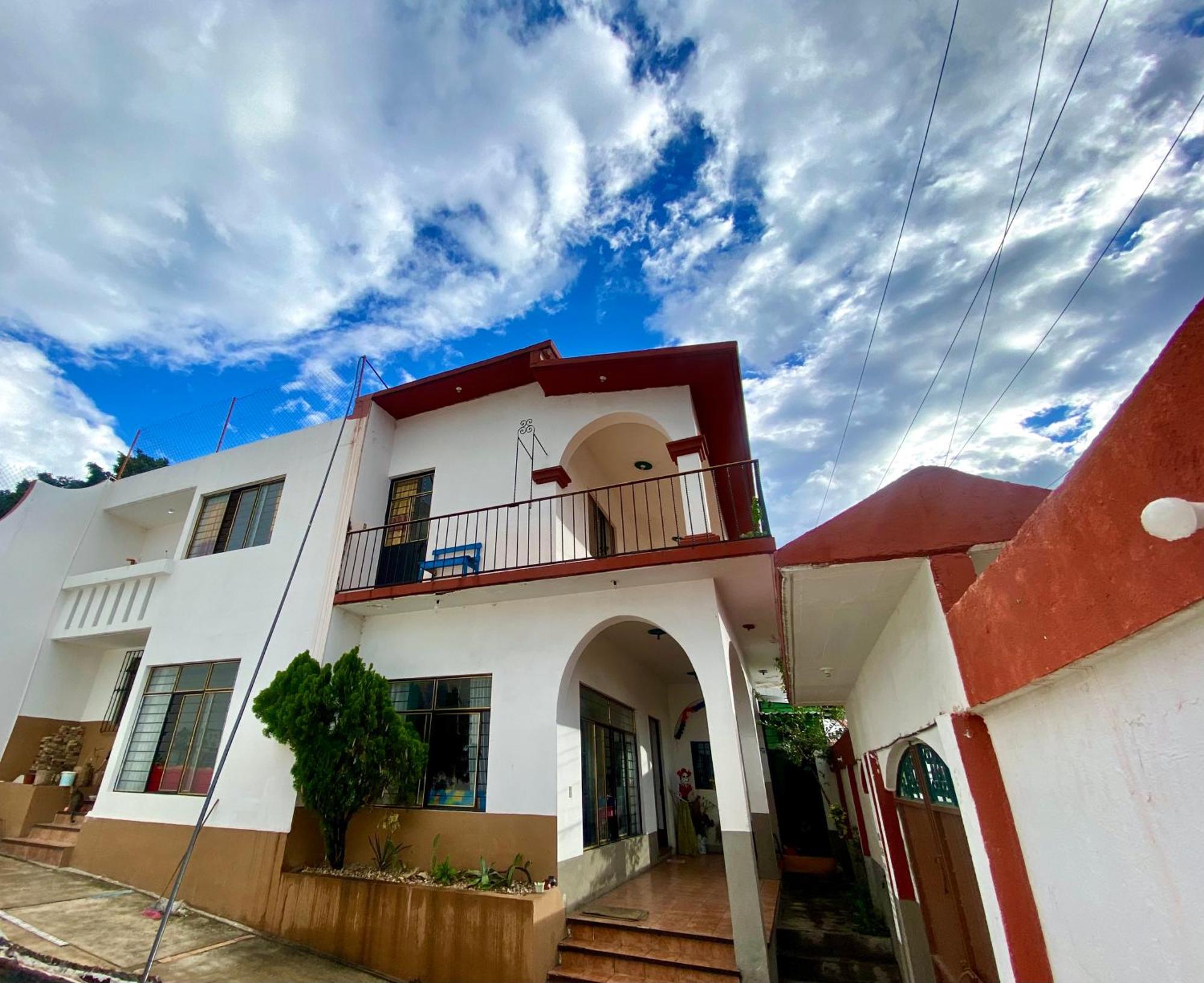 Casa El Mundo Hostal