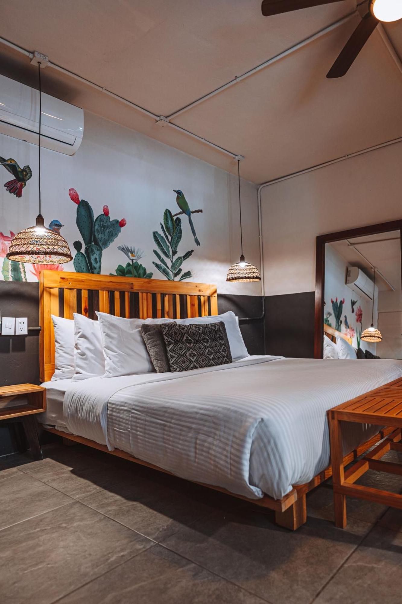 Selina Hotel 3*