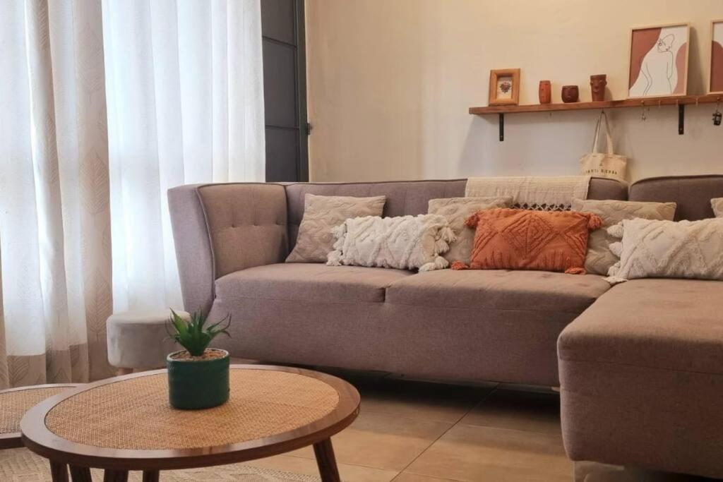 5bedroom House In Vibrant Neighborhood Jalatlaco